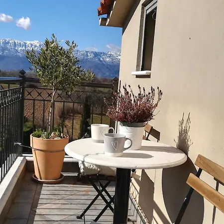 Romantic Loft Apartment *